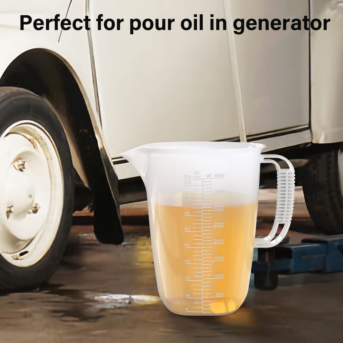 Luvan V-shaped pour spout enables controlled, spill-free pours.