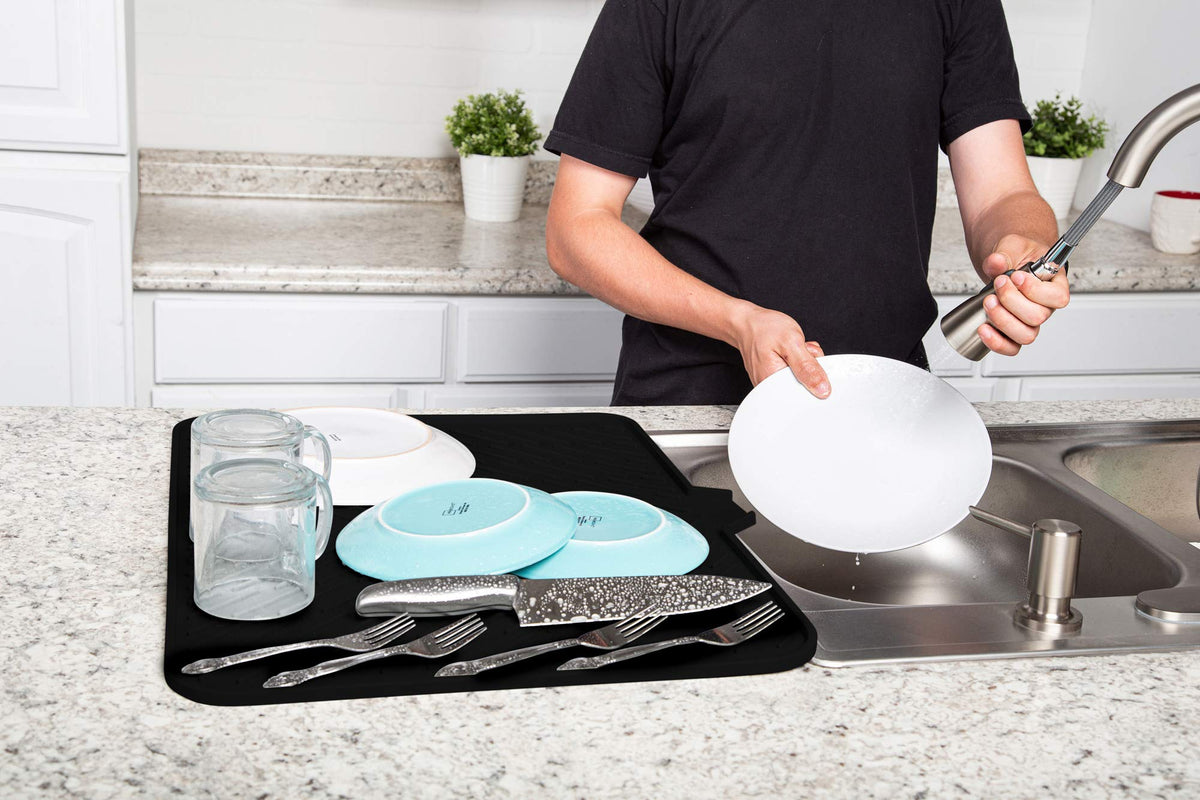 Luxet dish drying mat in black adds modern kitchen style