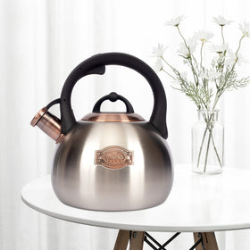 LUXGRACE tea kettle handle highlights ergonomic grip for easy one-handed pouring.