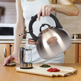 LUXGRACE tea kettle interior view highlights easy cleaning and first-time use tips.