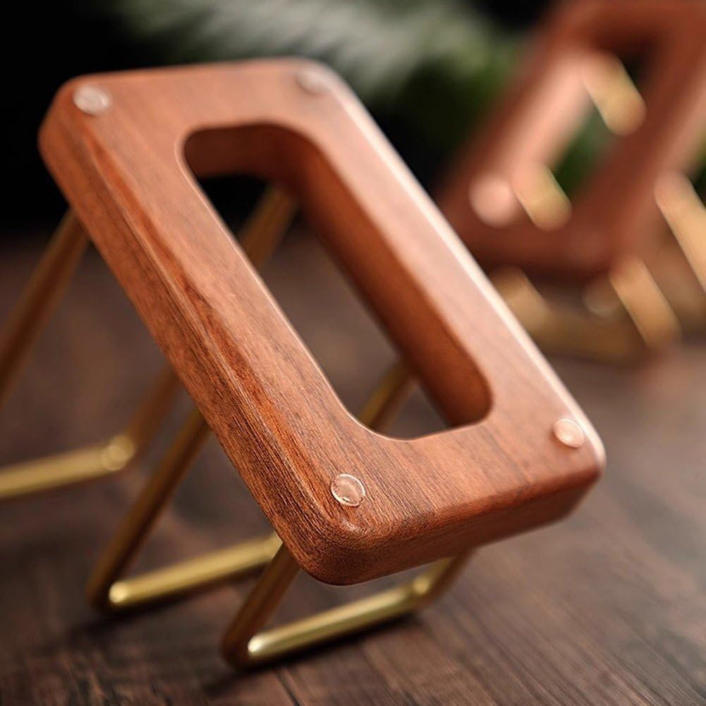 Luxylei lid holder multi-layer keeps lids organized and within reach.