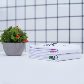 LXOMILL gift-ready towel for gardeners and plant lovers.