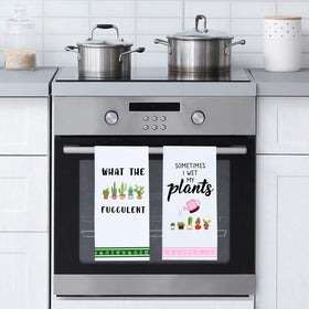 LXOMILL tri-fold towel provides ample drying space for busy kitchens.
