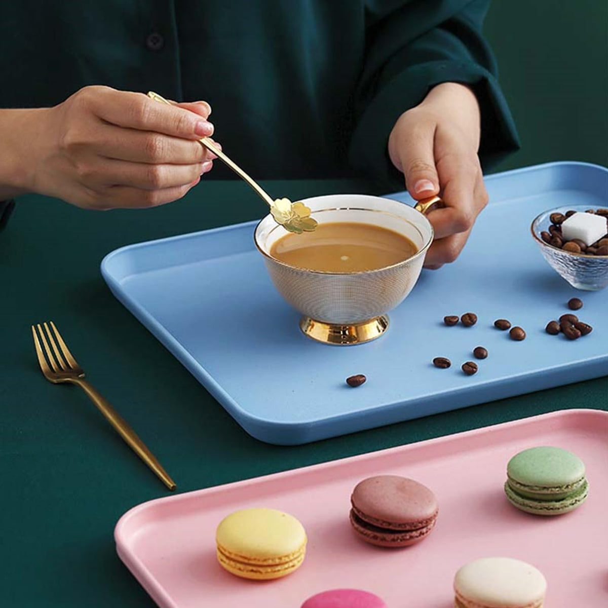 Lyellfe lightweight trays ease transport to tables