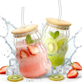 Lyghei cute glass tumbler with lid and straw, crystal-clear and ideal for iced drinks