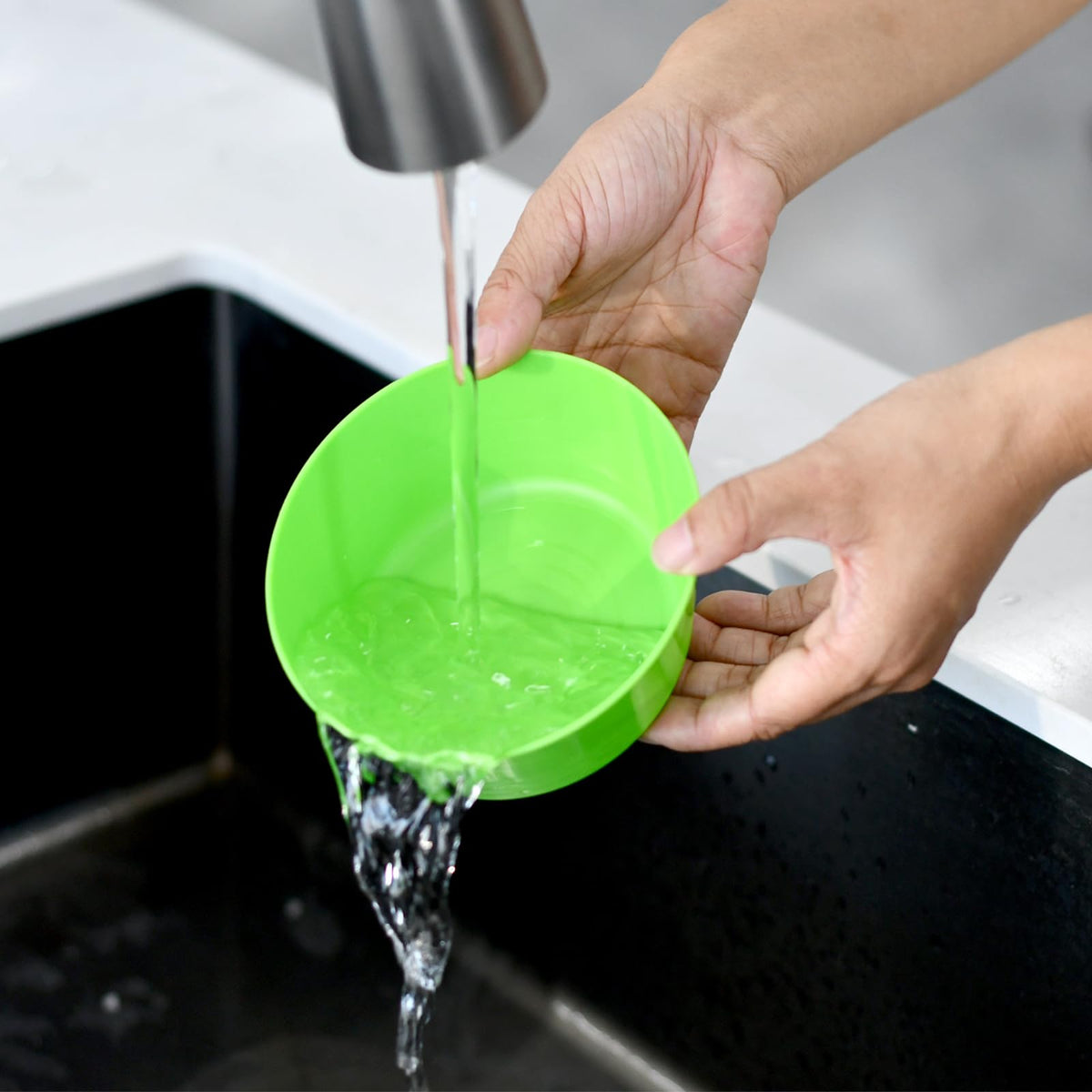 LYHLYA bowls dishwasher-safe for easy cleanup after meals.