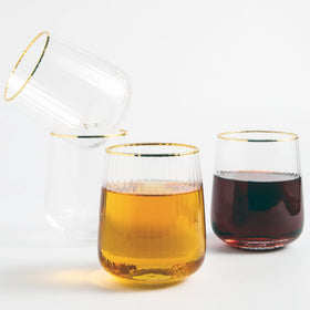 Lysenn clear 15oz glasses showcase wine color and aroma beautifully.