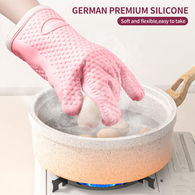 MAD SHARK BPA-free mitts resist grease and stains for easy cleanup.