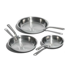 Made In 8-inch stainless frying pan showing even heat for precise searing