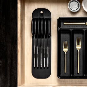 Madesmart Knife Mat shows its soft-grip base securing blades during drawer use.