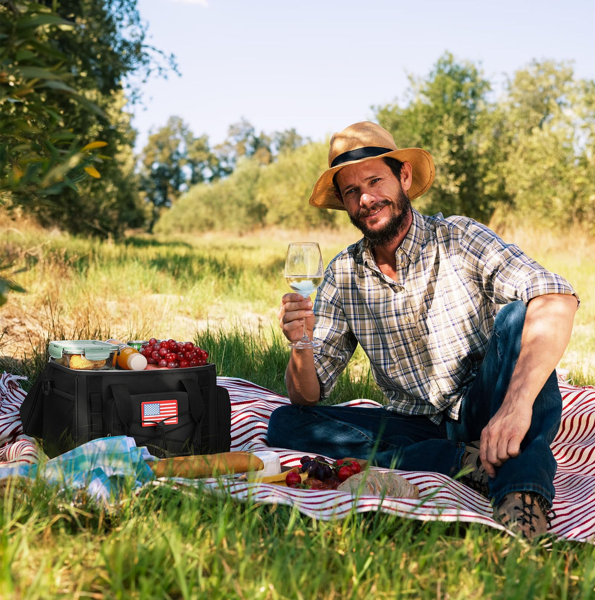 Maelstrom lunch box in outdoor use cases like picnic and road trip