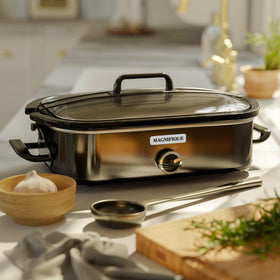 MAGNIFIQUE removable ceramic stoneware pot for easy serving and cleanup