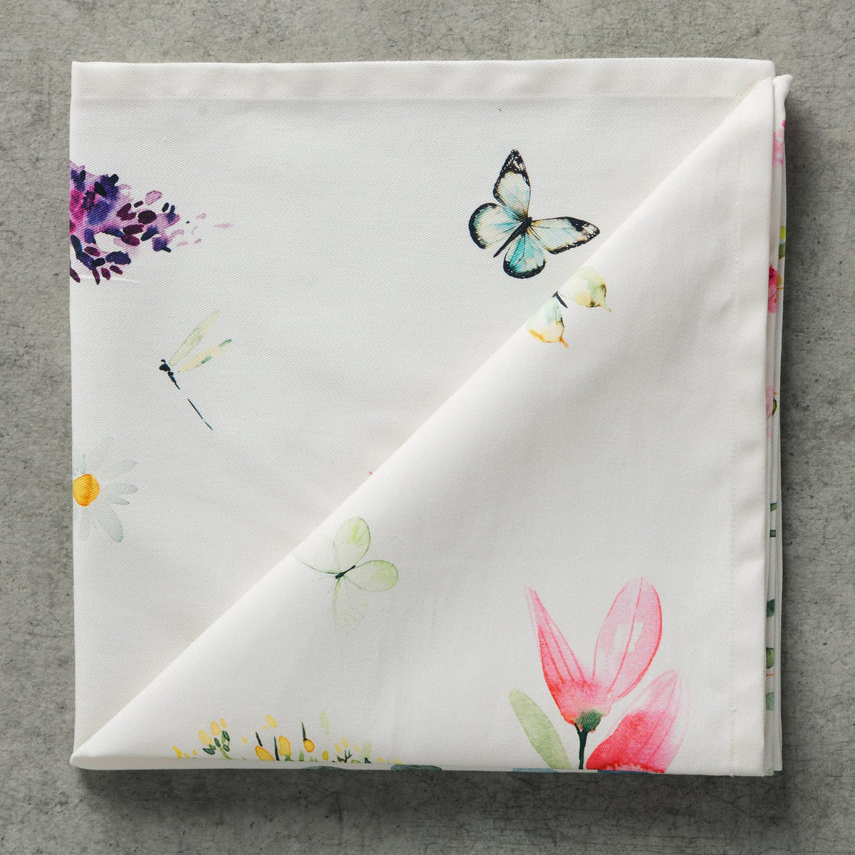 Maison d'Hermine set4 adds an elegant touch to any table setting