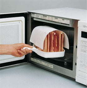 MAKIN BACON paper towel splatter control over drip bars keeps microwave clean