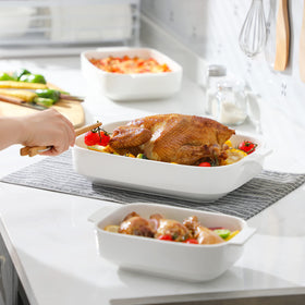 MALACASA Casserole Dish is microwave and dishwasher safe for everyday use.