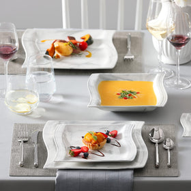 MALACASA Flora close-up highlights distinctive marble lines for a chic tablescape.