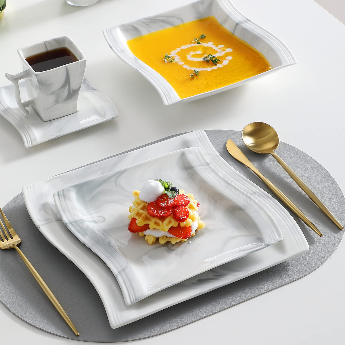 MALACASA Flora saucer catches drips and protects the table surface.