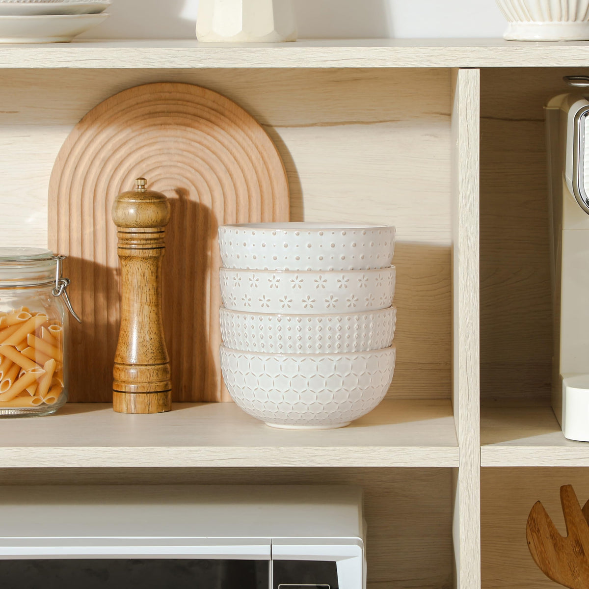 Malacasa Lydia Arctic white finish fits any table setting
