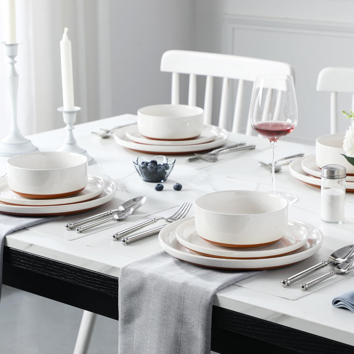 MALACASA Tara clay-colored block design blends tradition and modernity.