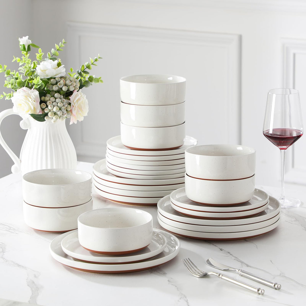 MALACASA Tara glaze technology provides scratch resistance and easy cleaning.