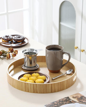 MALACASA lid doubles as a coaster during steeping.