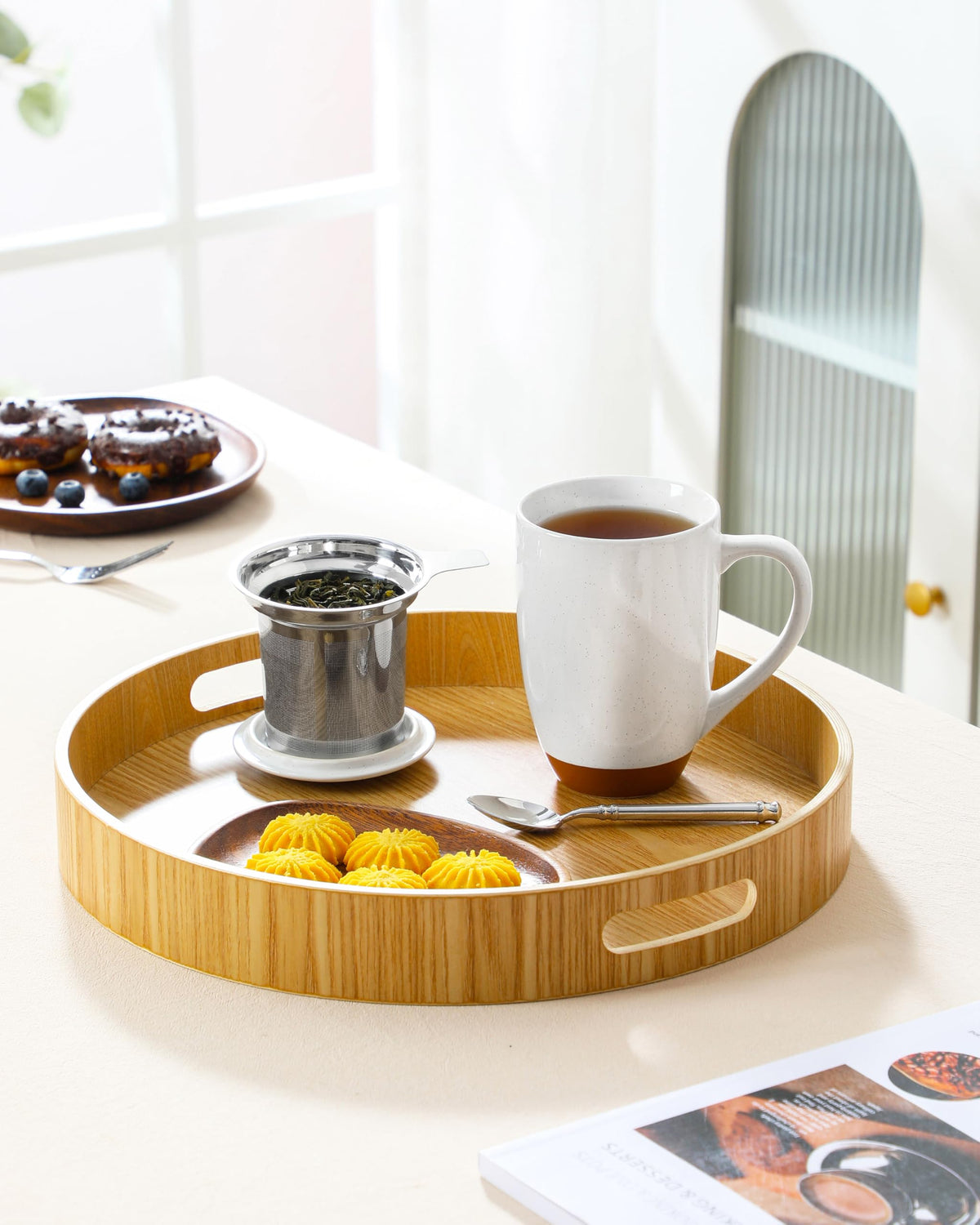 MALACASA speckled glaze finish adds tactile charm to beverages.