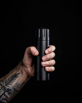 MANNKITCHEN Pepper Cannon large-capacity top supports quick refills on busy cooks.