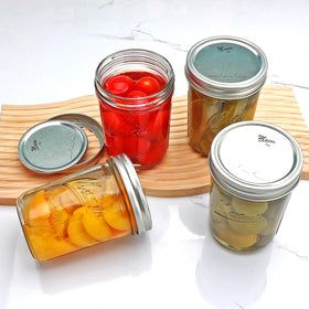 Maredash wide-mouth design eases adding large fruits or veggies.