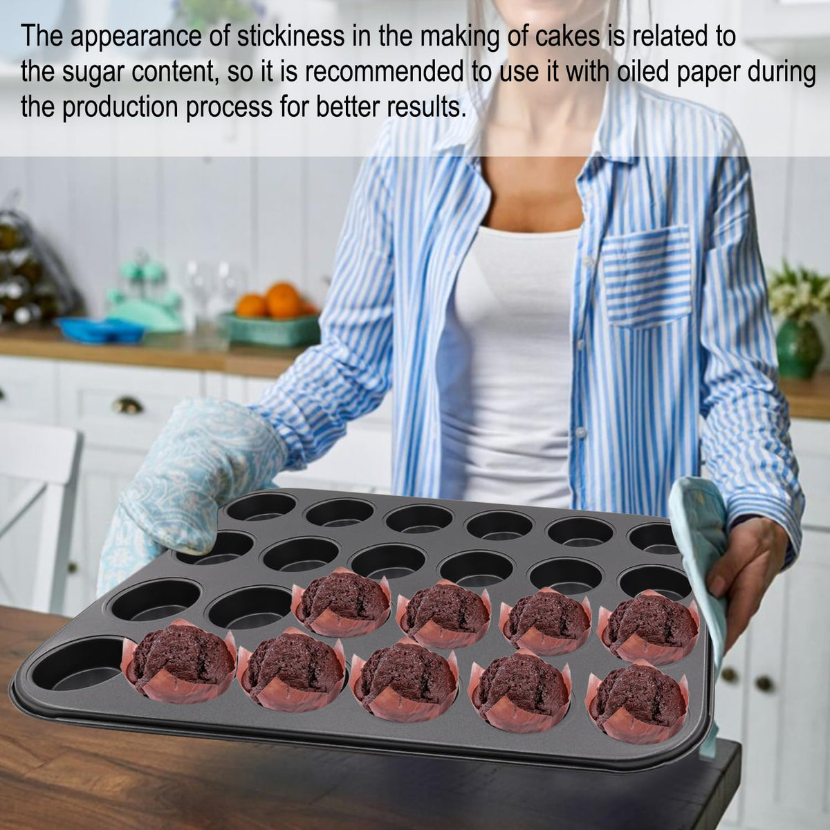 MARIWEI pan is dishwasher-safe for quick cleanup after baking.