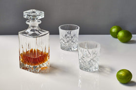 Markham 11-ounce capacity supports whiskey and cocktails with style.