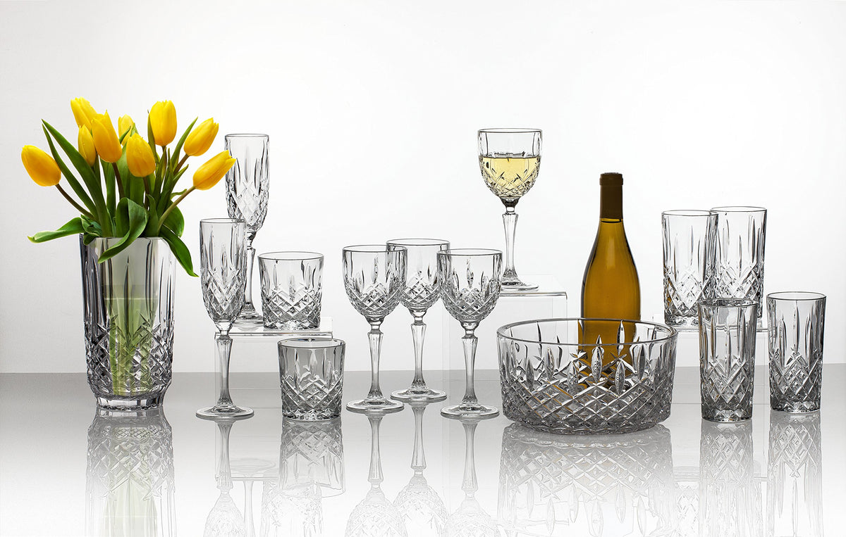 Etched Markham cut pattern detail highlights timeless design.