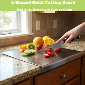 MARRASSA cutting board close-up showing secure L-shaped lip gripping the counter edge.