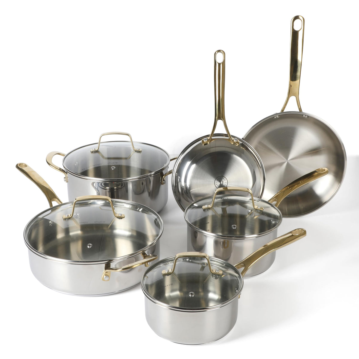 Martha Stewart Castelle sauce pans with lids for precise measurement and even heating