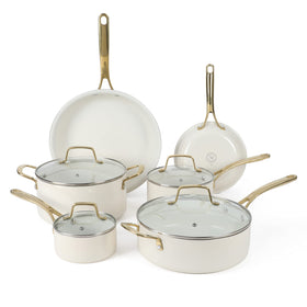Martha Stewart Lockton 1-qt sauce pan with lid showing even heating and easy release