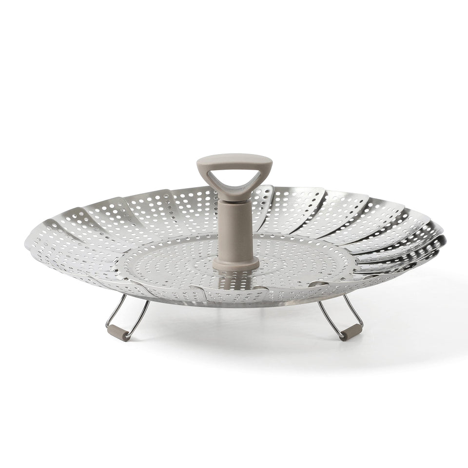 Martha Stewart Richburn steamer with extended handle for easy lifting