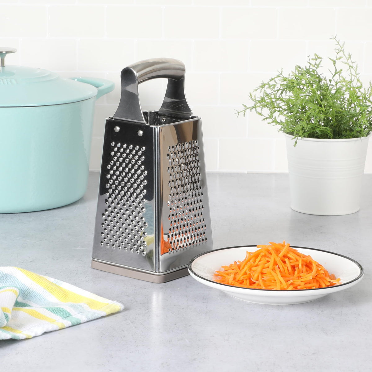 Martha Stewart Sprucedale grater multisurface offers fine, coarse, slicer and extra fine options