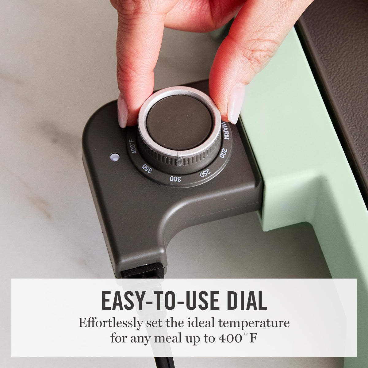XL ceramic nonstick surface promotes easy food release and quick cleanup.