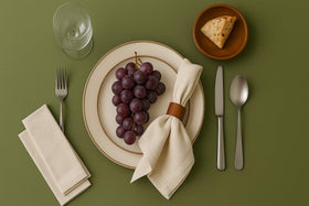Marubhumi napkins pack12 cream 18x18, perfect for hosting.