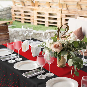 MASHAN disposable table decor solution blends convenience with chic style.
