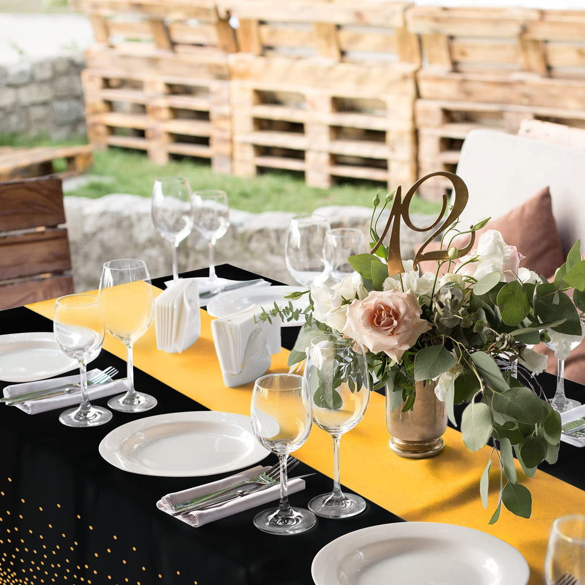 MASHAN wedding setup featuring the set creates a refined celebration.