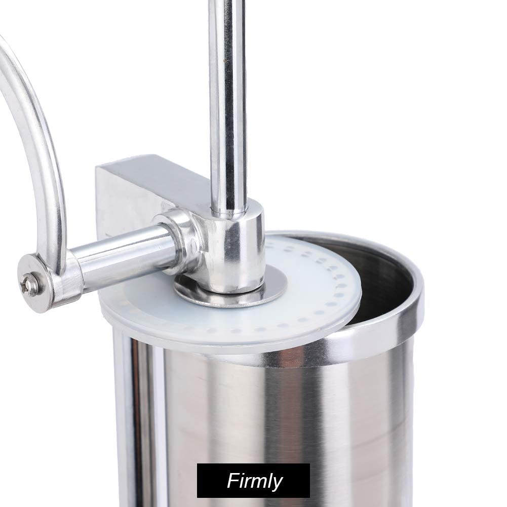 MASTER FENG sausage stuffer in use with casings filled smoothly