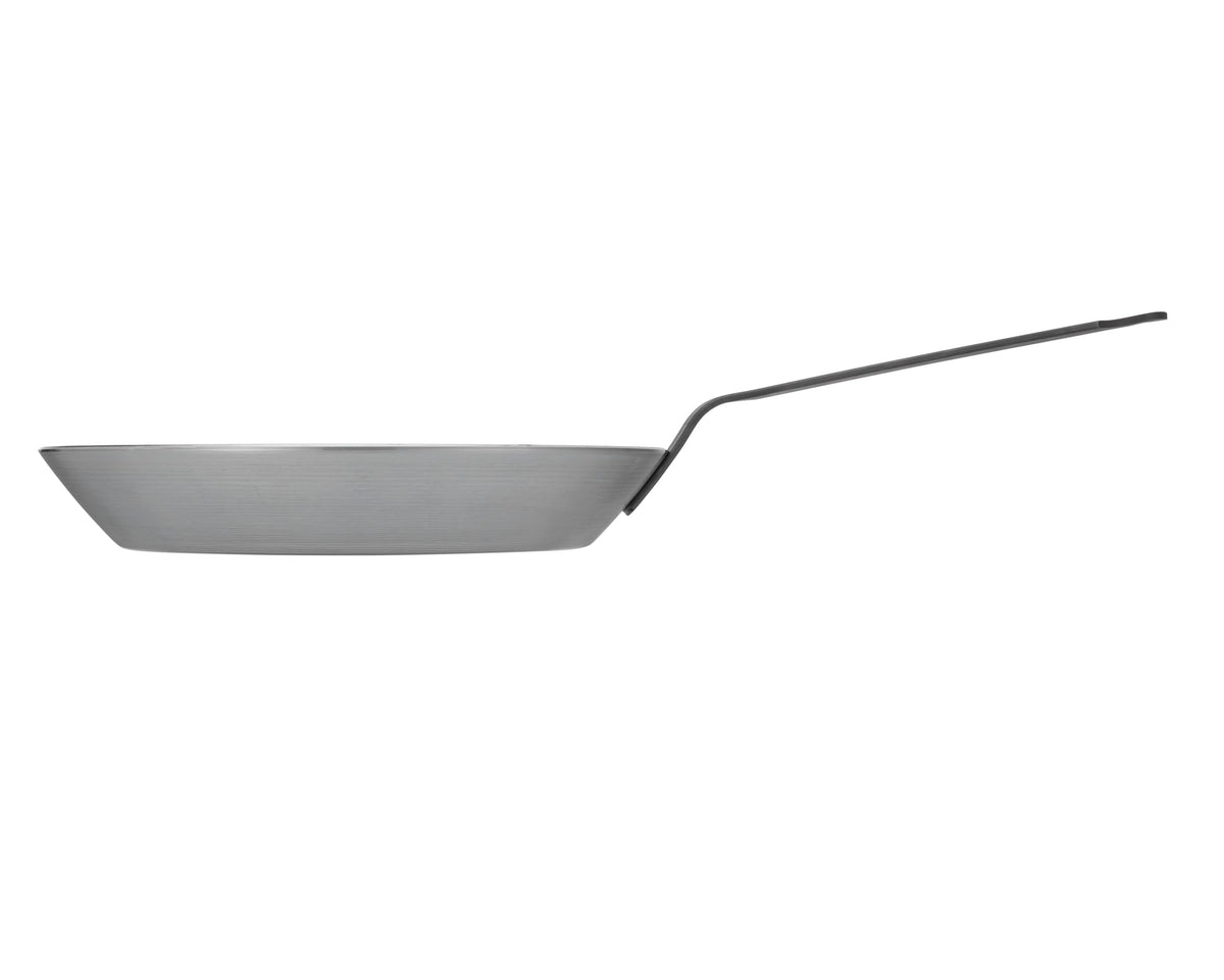 Matfer Bourgeat pan seasoning process hints at long lasting nonstick