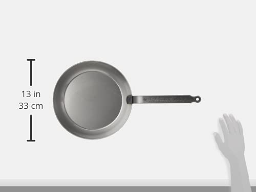 Matfer Bourgeat frying pan highlights durable welded handle and rivet-less design