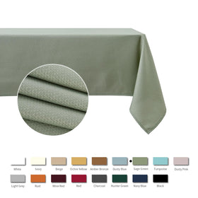 Maxmill wrinkle-resistant fabric keeps table setup neat through meals.