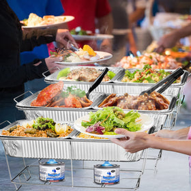 MAXYGIFT full-size racks support steady serving lines at parties.