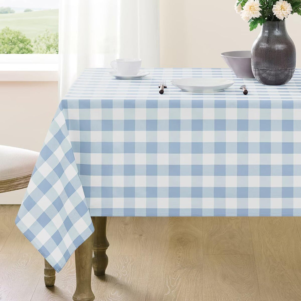 Maymiss checkered tablecloth 60-120 rectangle enhances family dinners with easy cleanup.