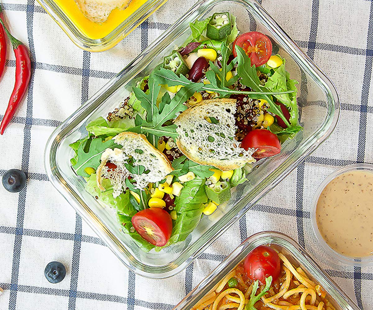 MCIRCO oven-safe glass container for easy serving and reheating.