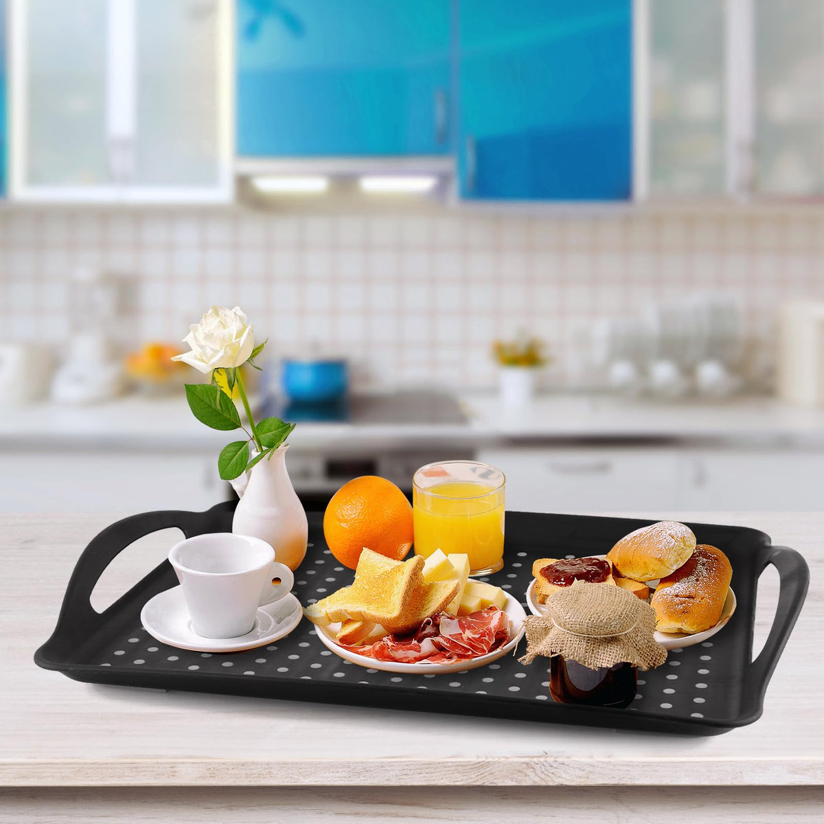 MDLUU lightweight BPA-free tray that's easy to clean