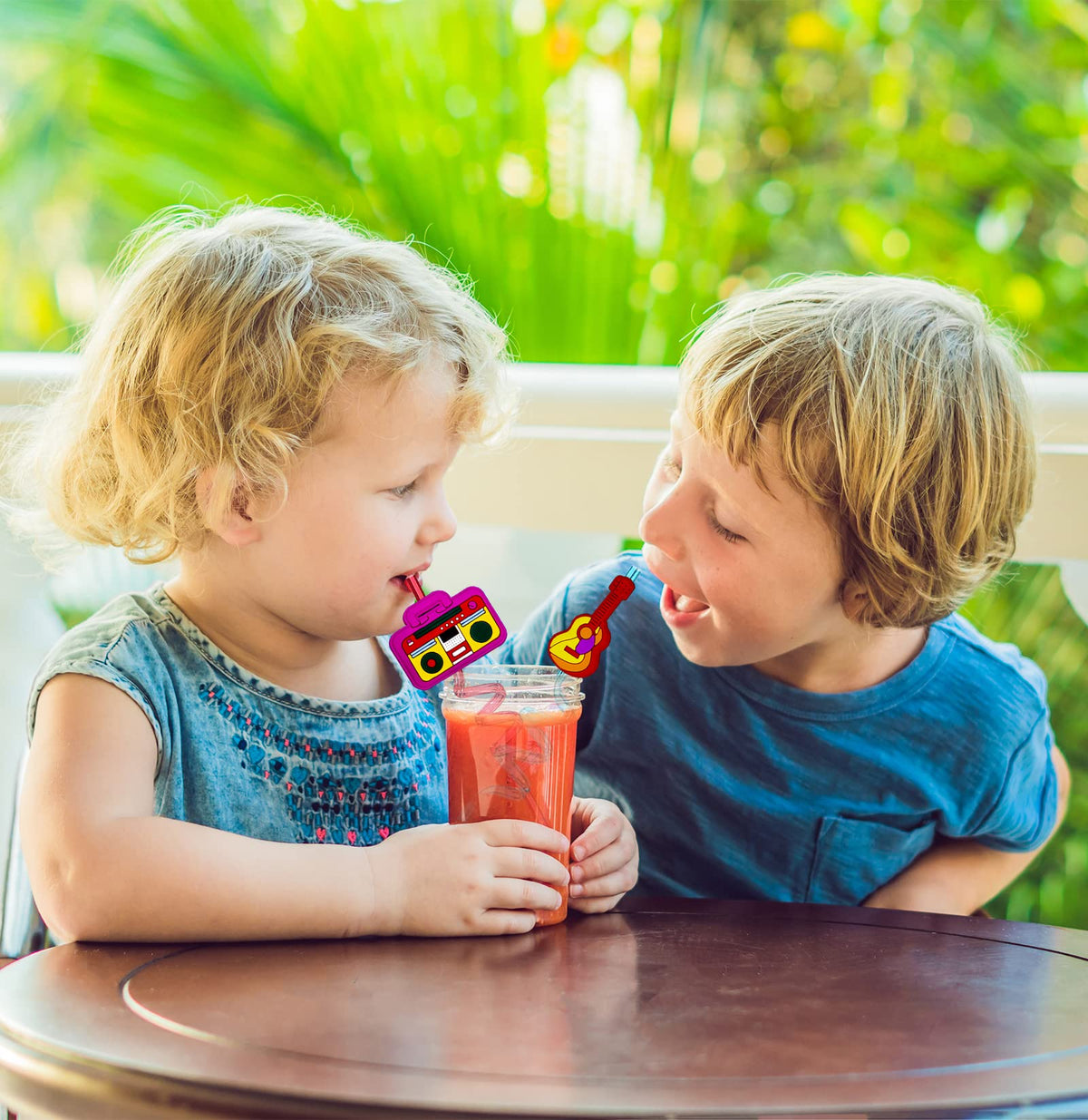 Meaxur colorful straws in eight colors brighten any party.