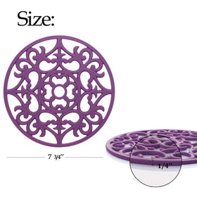 Large diameter ME.FAN trivet provides heat protection for pots and pans on the counter.